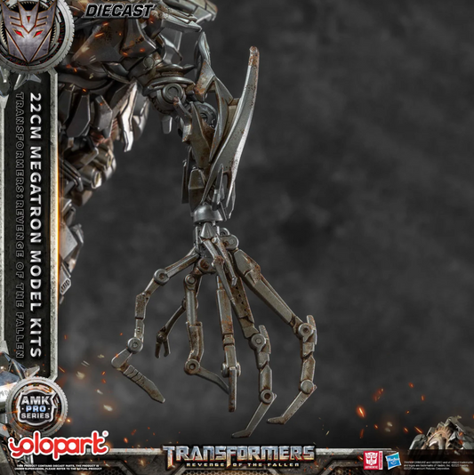 Transformers: Revenge of the Fallen - 22cm Megatron Model Kitt - AMK PRO Series