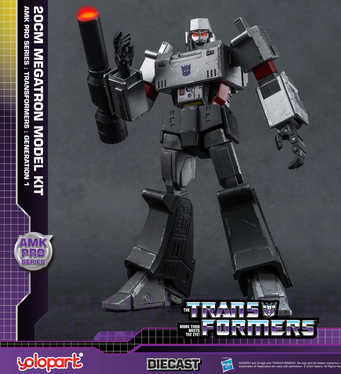 Transformers: Generation 1 - 20cm Megatron Model Kit - AMK PRO Series